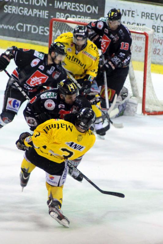 Amiens  0 - 1 Rouen