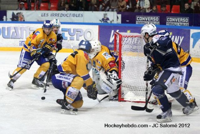 Photo hockey match Grenoble  - Dijon  le 10/03/2012