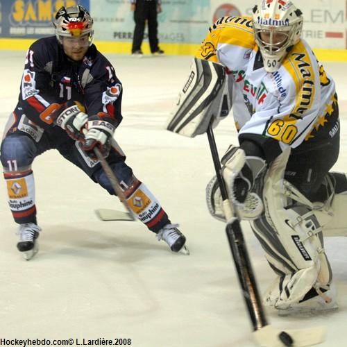 Grenoble  3 - 5 Rouen