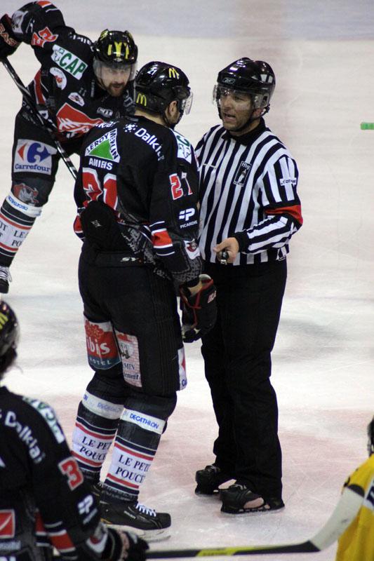 Amiens  5 - 1 Rouen