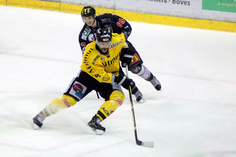 Amiens  5 - 1 Rouen