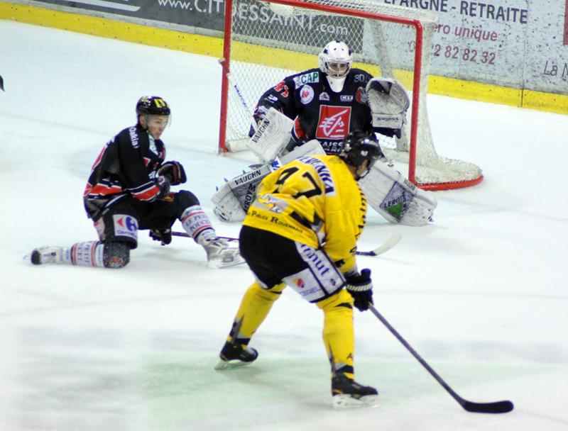 Amiens  5 - 1 Rouen