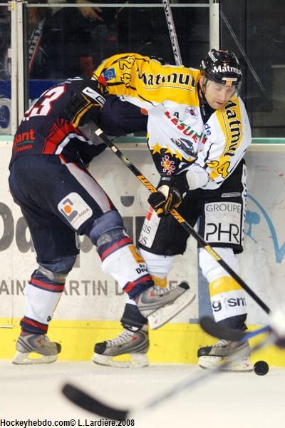 Grenoble  3 - 5 Rouen