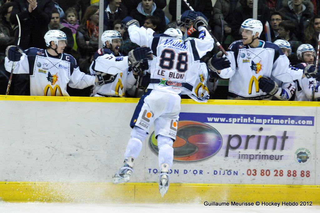 Dijon  2 - 5 Grenoble 