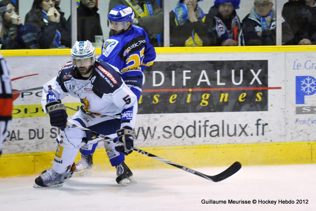 Dijon  2 - 5 Grenoble 