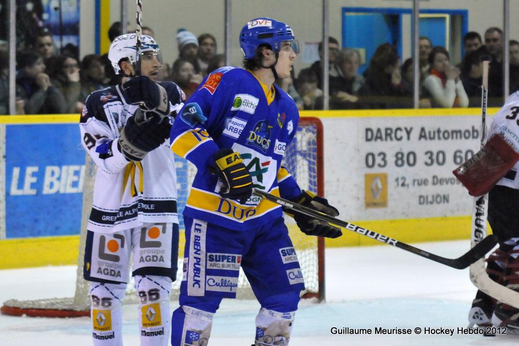 Dijon  2 - 5 Grenoble 