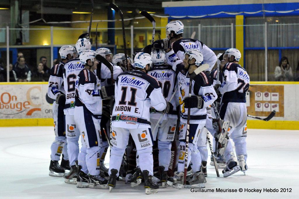 Dijon  2 - 5 Grenoble 