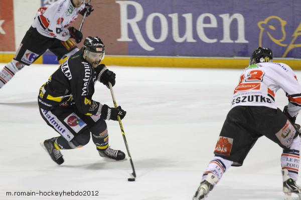 Rouen 5 - 3 Amiens 