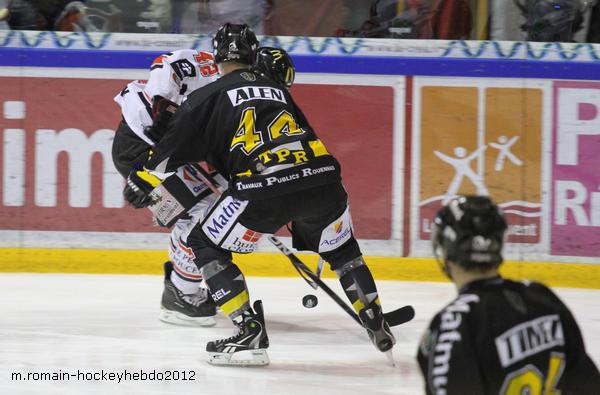 Rouen 5 - 3 Amiens 