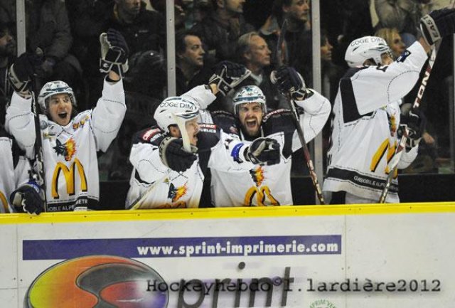 Photo hockey album Dijon-Grenoble (PO Match 5)