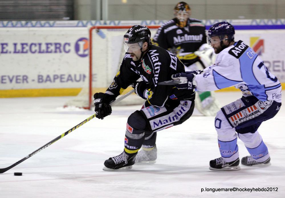 Rouen 2 - 1 Angers 