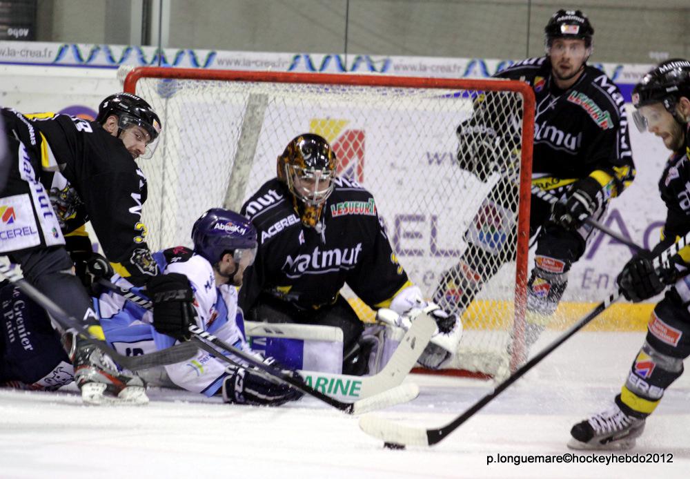 Rouen 2 - 1 Angers 