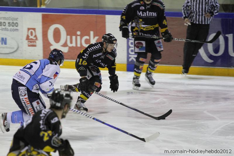 Rouen 2 - 1 Angers 