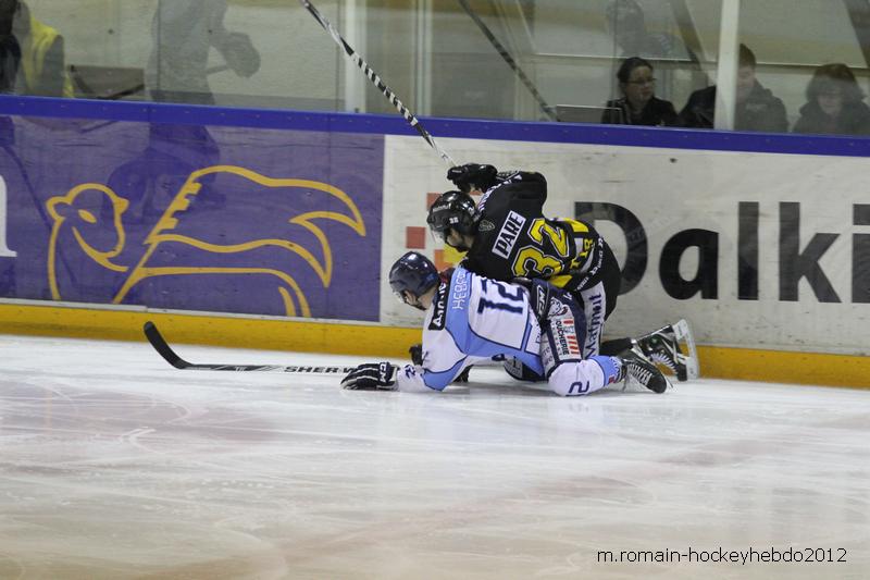 Rouen 2 - 1 Angers 