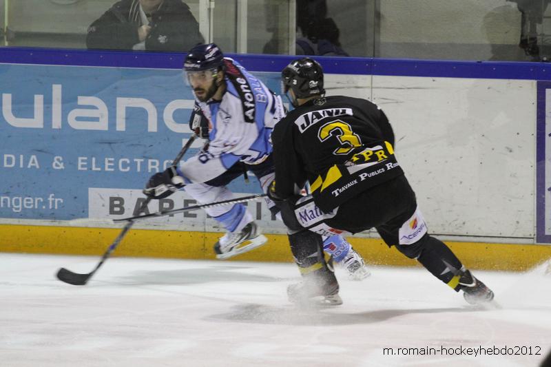 Rouen 2 - 1 Angers 