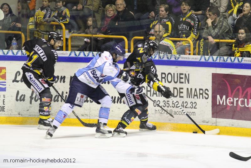 Rouen 2 - 1 Angers 