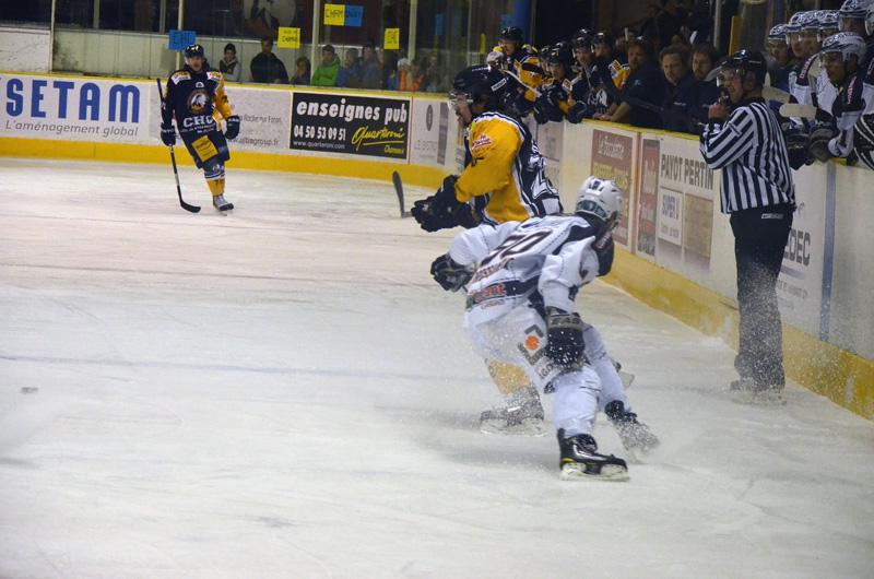 Chamonix  5 - 2 Grenoble 