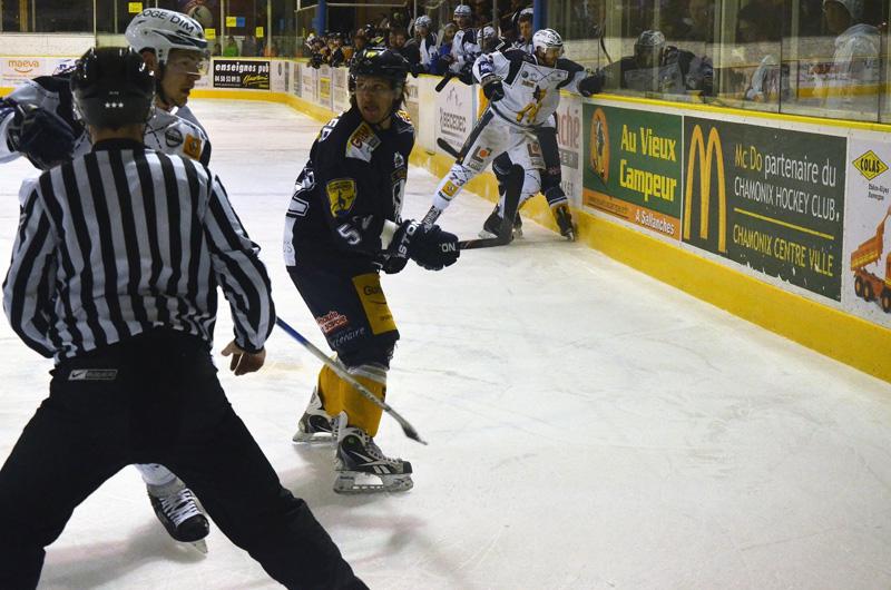 Chamonix  5 - 2 Grenoble 