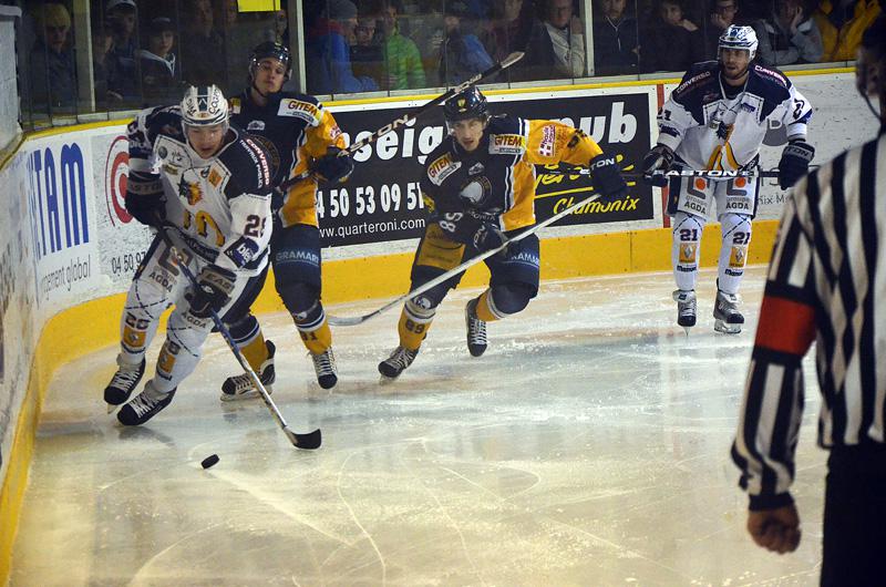 Chamonix  5 - 2 Grenoble 