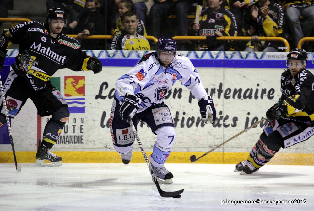 Rouen 1 - 2 Angers 