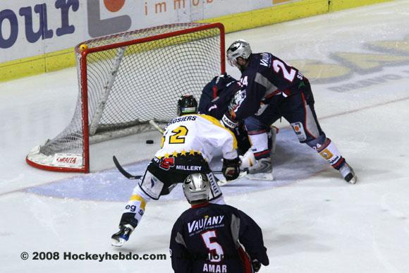 Grenoble  3 - 5 Rouen