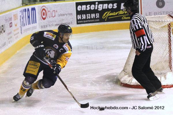 Chamonix  3 - 4 Grenoble 