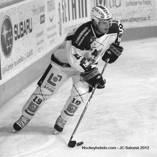 Chamonix  3 - 4 Grenoble 