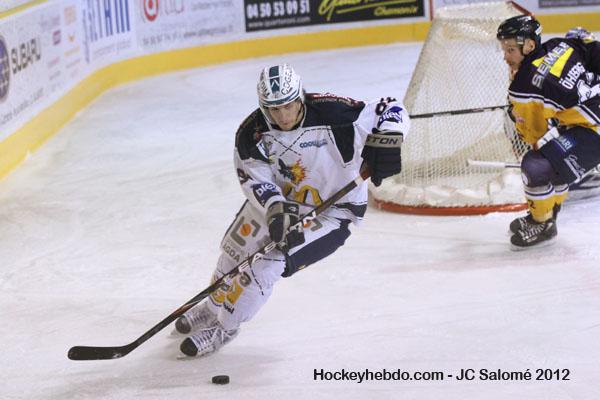 Chamonix  3 - 4 Grenoble 