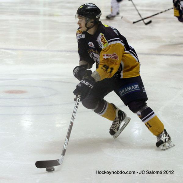 Chamonix  3 - 4 Grenoble 