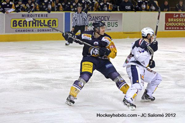 Chamonix  3 - 4 Grenoble 