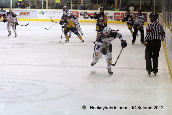 Chamonix  3 - 4 Grenoble 