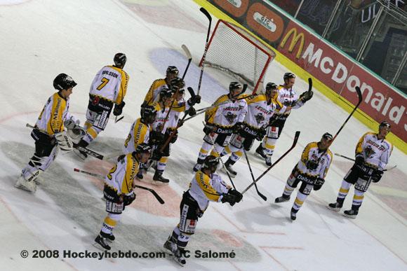 Grenoble  3 - 5 Rouen