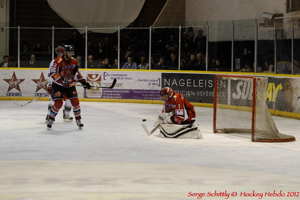 Mulhouse 3 - 0 Anglet