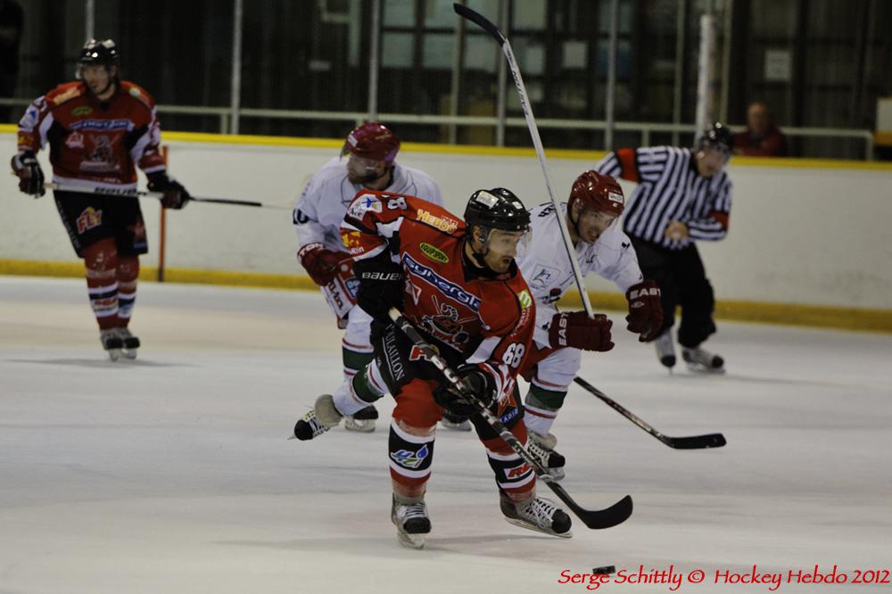 Mulhouse 3 - 0 Anglet
