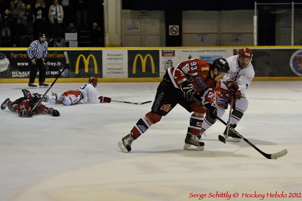 Mulhouse 3 - 0 Anglet