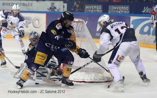 Grenoble  7 - 4 Chamonix 