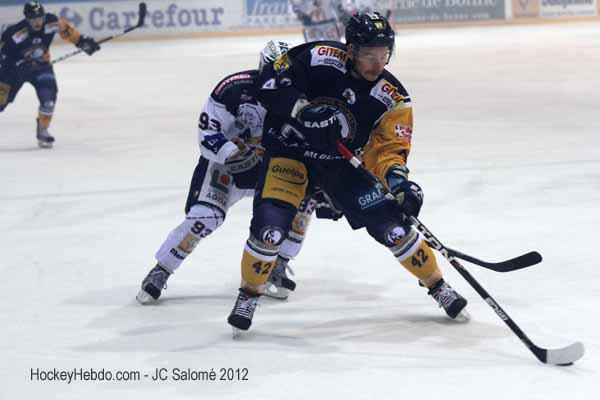 Grenoble  7 - 4 Chamonix 