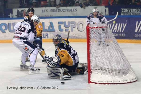 Grenoble  7 - 4 Chamonix 