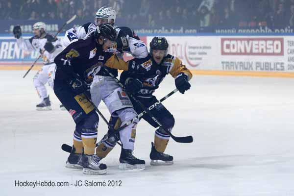 Grenoble  7 - 4 Chamonix 