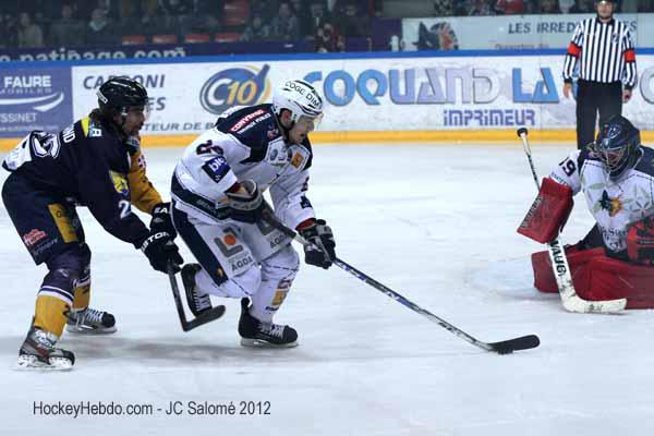 Grenoble  7 - 4 Chamonix 