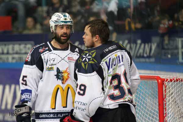 Grenoble  7 - 4 Chamonix 