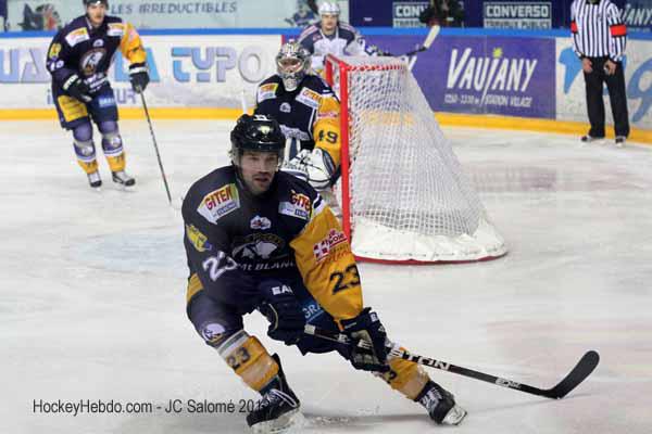 Grenoble  7 - 4 Chamonix 
