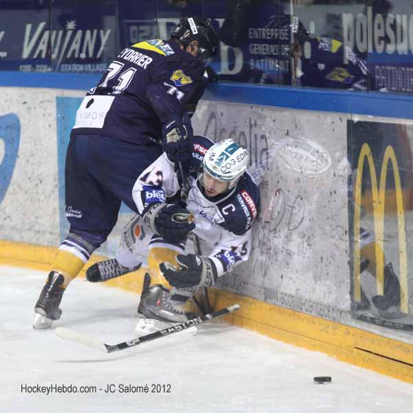 Grenoble  7 - 4 Chamonix 