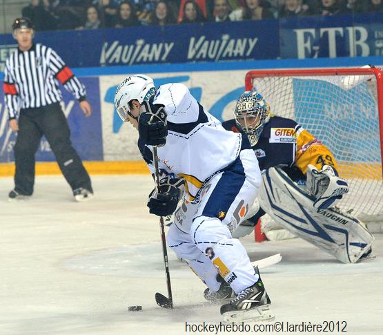 Grenoble  7 - 1 Chamonix 