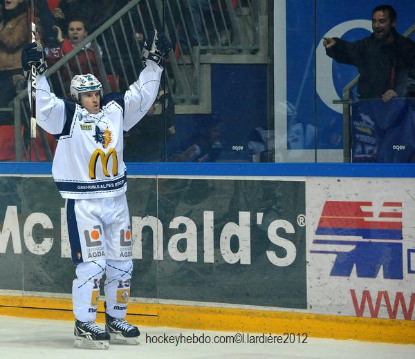 Grenoble  7 - 1 Chamonix 