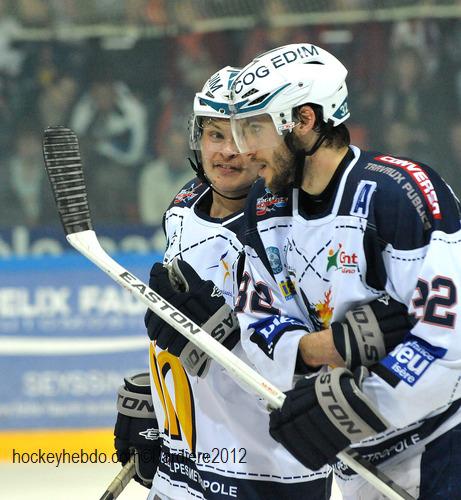 Grenoble  7 - 1 Chamonix 