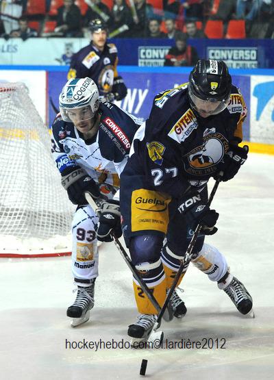 Grenoble  7 - 1 Chamonix 
