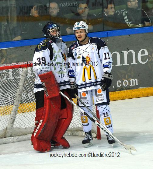 Grenoble  7 - 1 Chamonix 