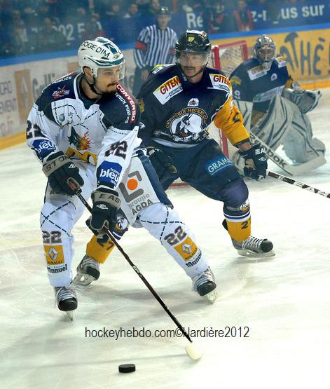 Grenoble  7 - 4 Chamonix 