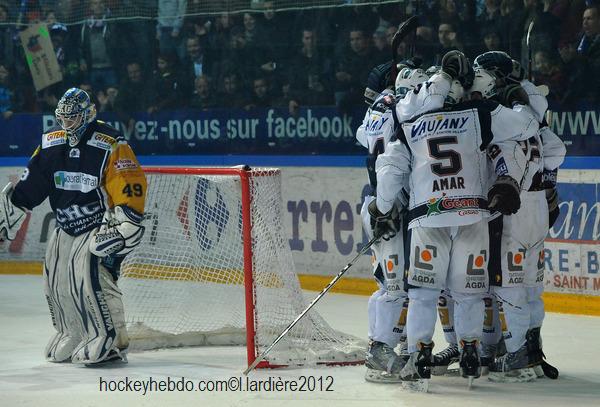 Grenoble  7 - 4 Chamonix 